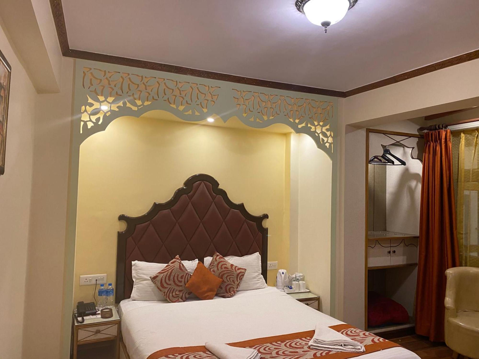 Omega Residency Hotel Дарджилинг Екстериор снимка