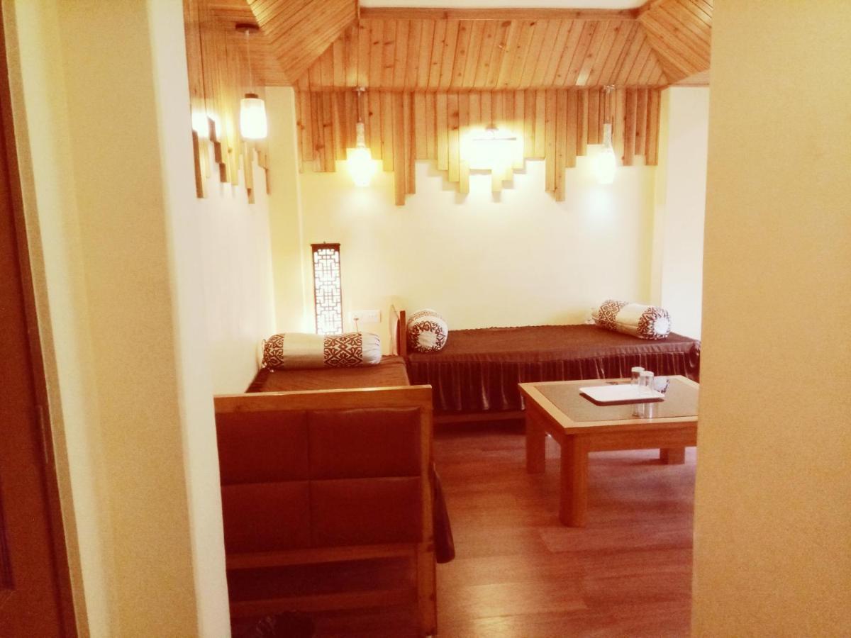 Omega Residency Hotel Дарджилинг Екстериор снимка