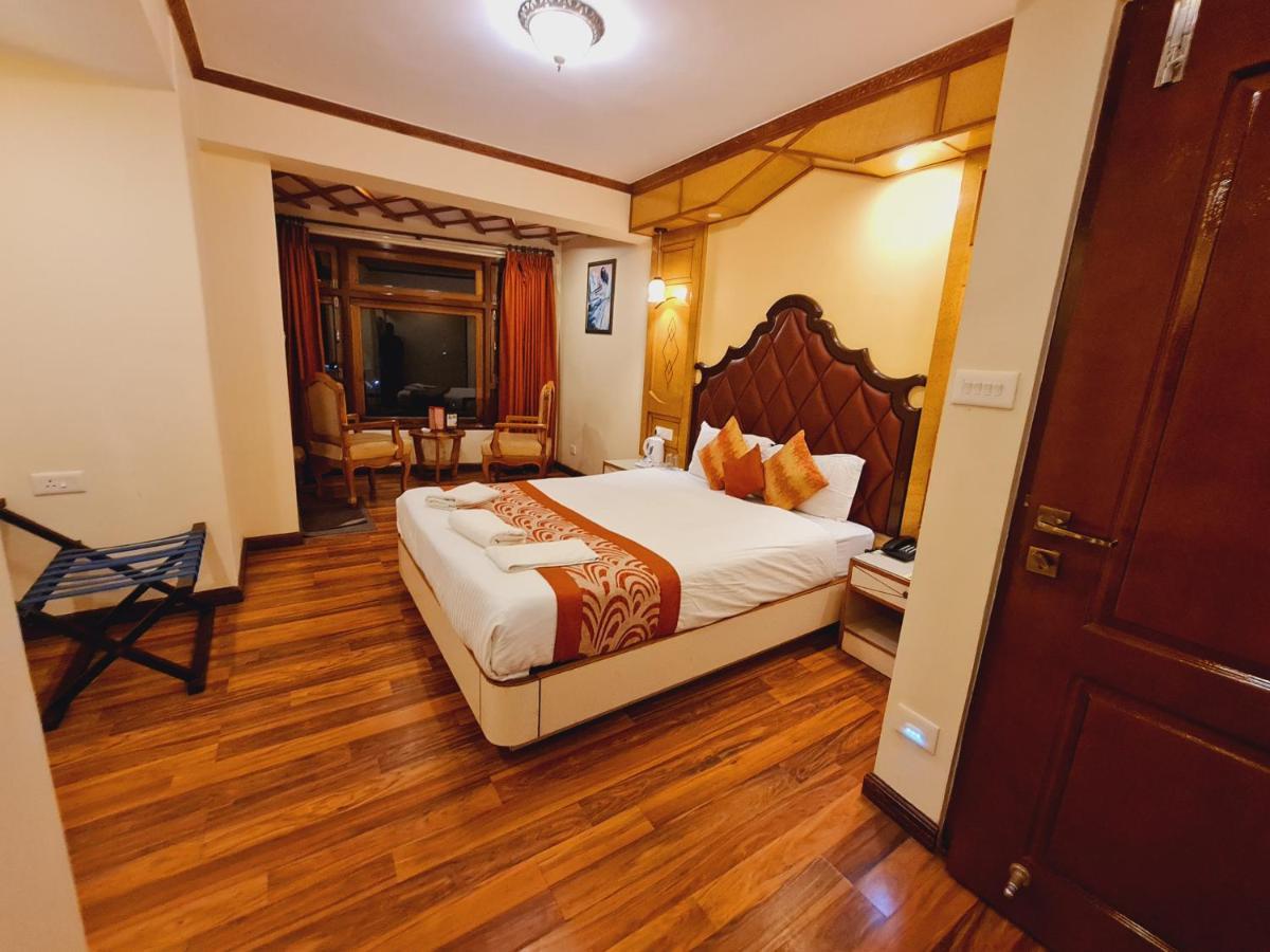 Omega Residency Hotel Дарджилинг Екстериор снимка